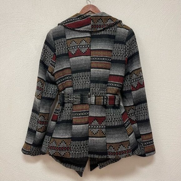 NWT Buckle - Daytrip Black & Gray Aztec Print Tie Waist Jacket Coat sz S - Picture 2 of 5